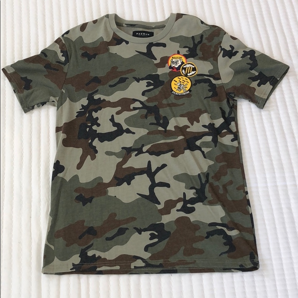 Pacsun camo t-shirt